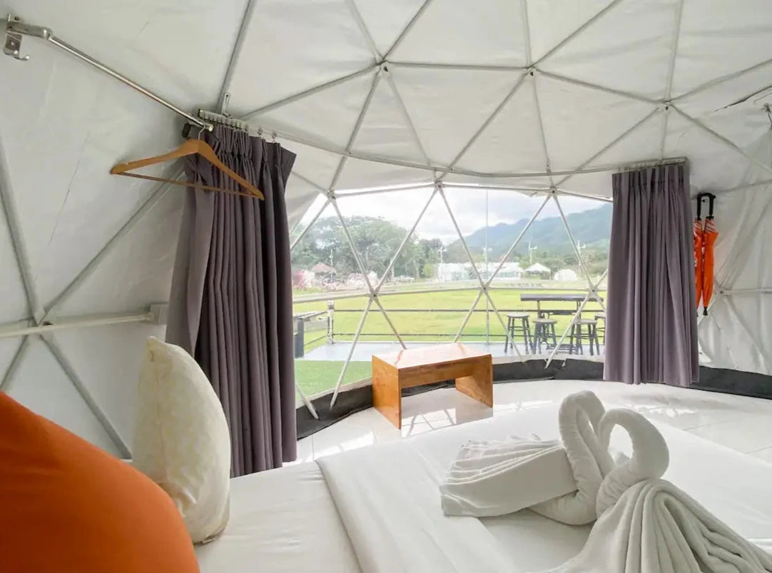 Geodesic glamping dome curtain